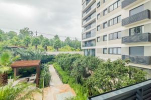 Image 11 - 207496