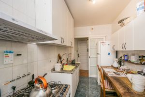 Image 15 - 207507