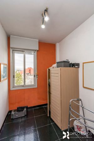 Image 21 - 207520