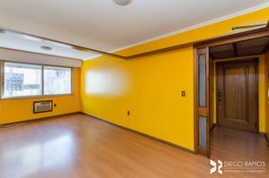 Image 1 - 207524