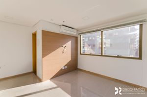 Image 11 - 207540