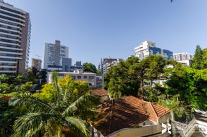 Image 15 - 207540
