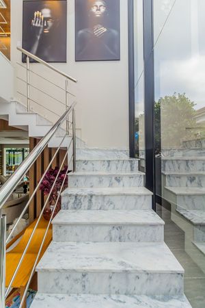Image 31 - 207597
