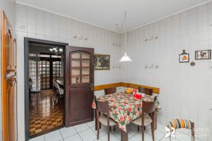 Image 32 - 207610