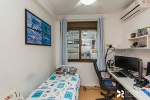 Image 17 - 207722