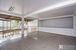 Image 14 - 207732