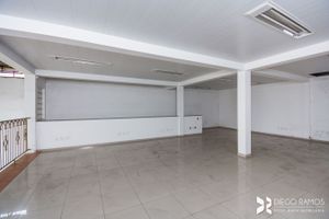 Image 17 - 207732