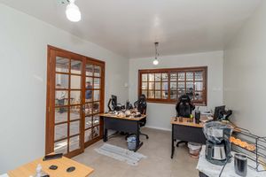 Image 36 - 207750