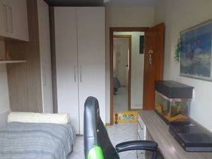 Image 8 - 207785