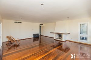 Image 4 - 207798
