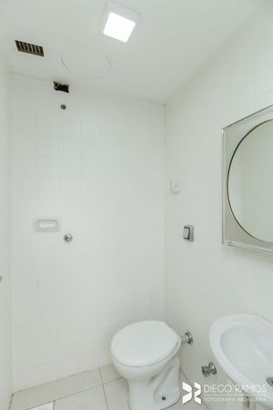 Image 32 - 207798