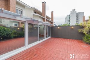 Image 6 - 207820