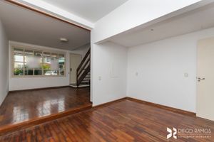 Image 4 - 207834