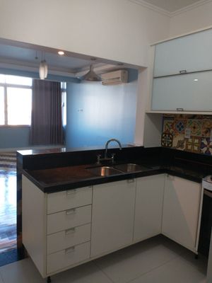 Image 4 - 207880