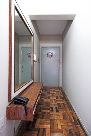 Image 6 - 207898