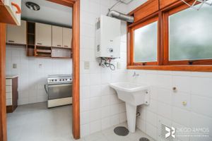 Image 25 - 207916