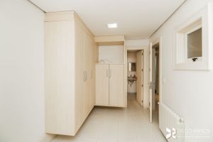 Image 44 - 207920