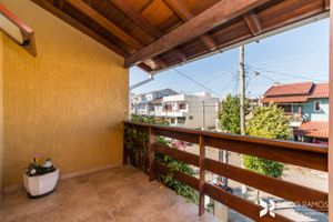 Image 3 - 207930