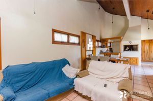 Image 4 - 207937