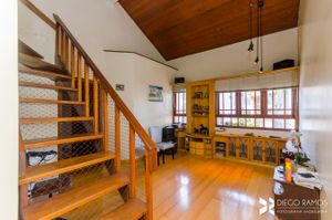 Image 11 - 207937