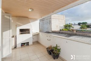 Image 3 - 207952