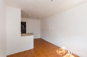 Image 2 - 207958
