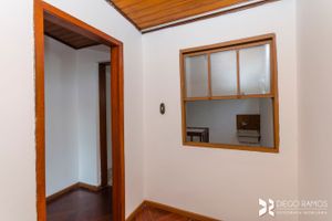 Image 17 - 207958