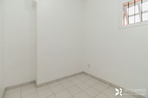 Image 39 - 207991