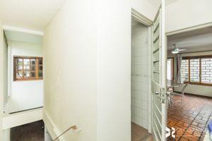 Image 32 - 208037