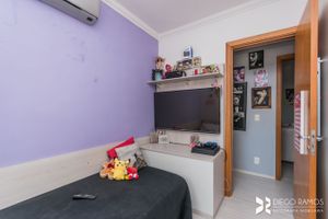 Image 15 - 208066