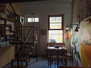 Image 14 - 208100