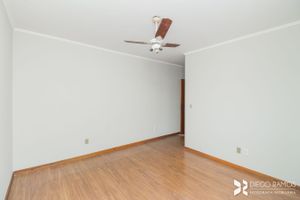 Image 11 - 208123