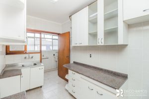 Image 23 - 208123