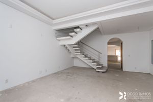 Image 4 - 208183