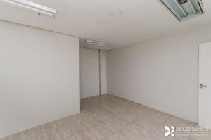 Image 31 - 208212