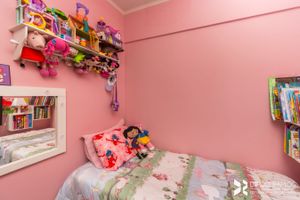 Image 11 - 208240