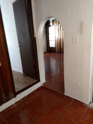 Image 5 - 208256