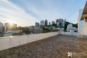 Image 11 - 208322