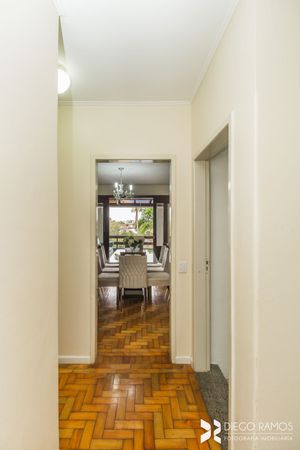 Image 33 - 208325