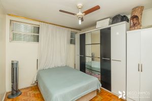 Image 34 - 208325