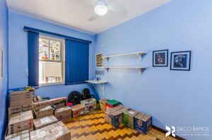 Image 7 - 208335