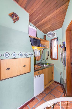 Image 26 - 208357