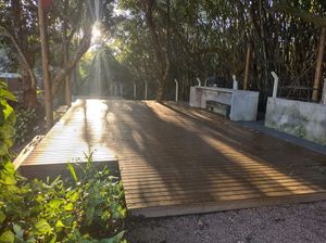 Image 15 - 208385