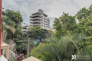 Image 41 - 208402