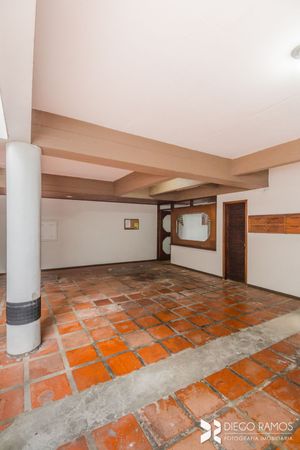 Image 51 - 208402