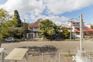 Image 13 - 208410