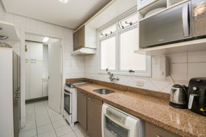 Image 28 - 208514