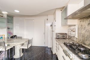 Image 32 - 208568