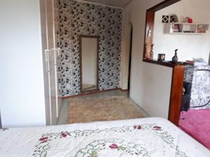 Image 10 - 208626
