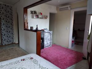 Image 9 - 208626